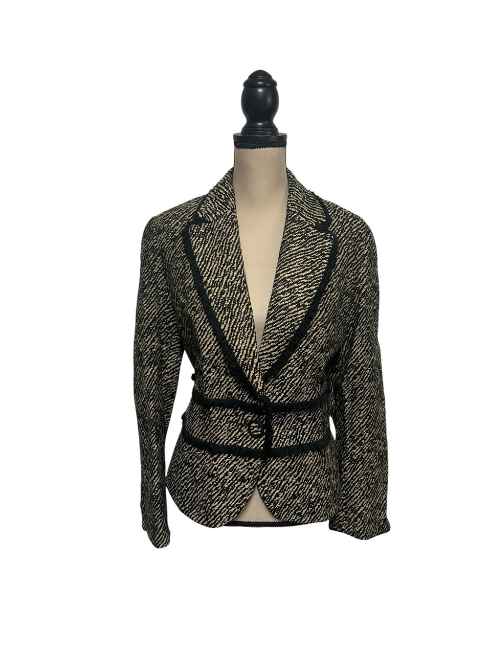 Ingenuity Canada Textured Black Ivory Blazer Size 12 Tailored Jacket - Picture 4 of 8